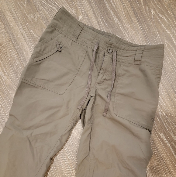 The North Face Ripstop Roll Hem Hiking Pants Size 8 Dark Khaki 100% Nylon - Picture 2 of 9